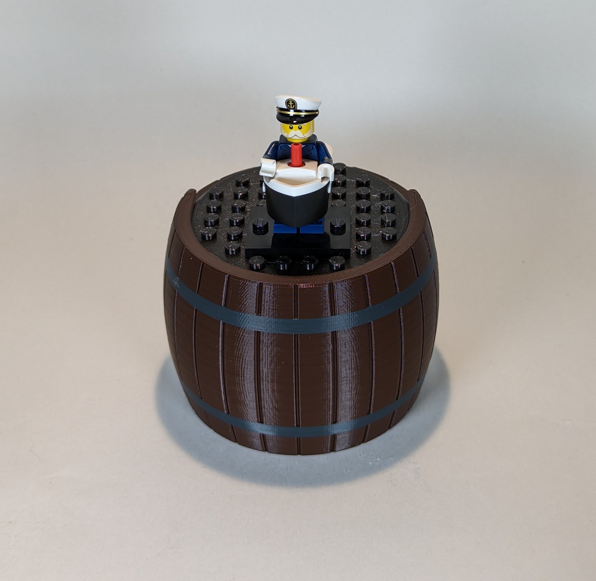 Giá đỡ đa chức năng cho mô hình và đồ trang trí yêu thích