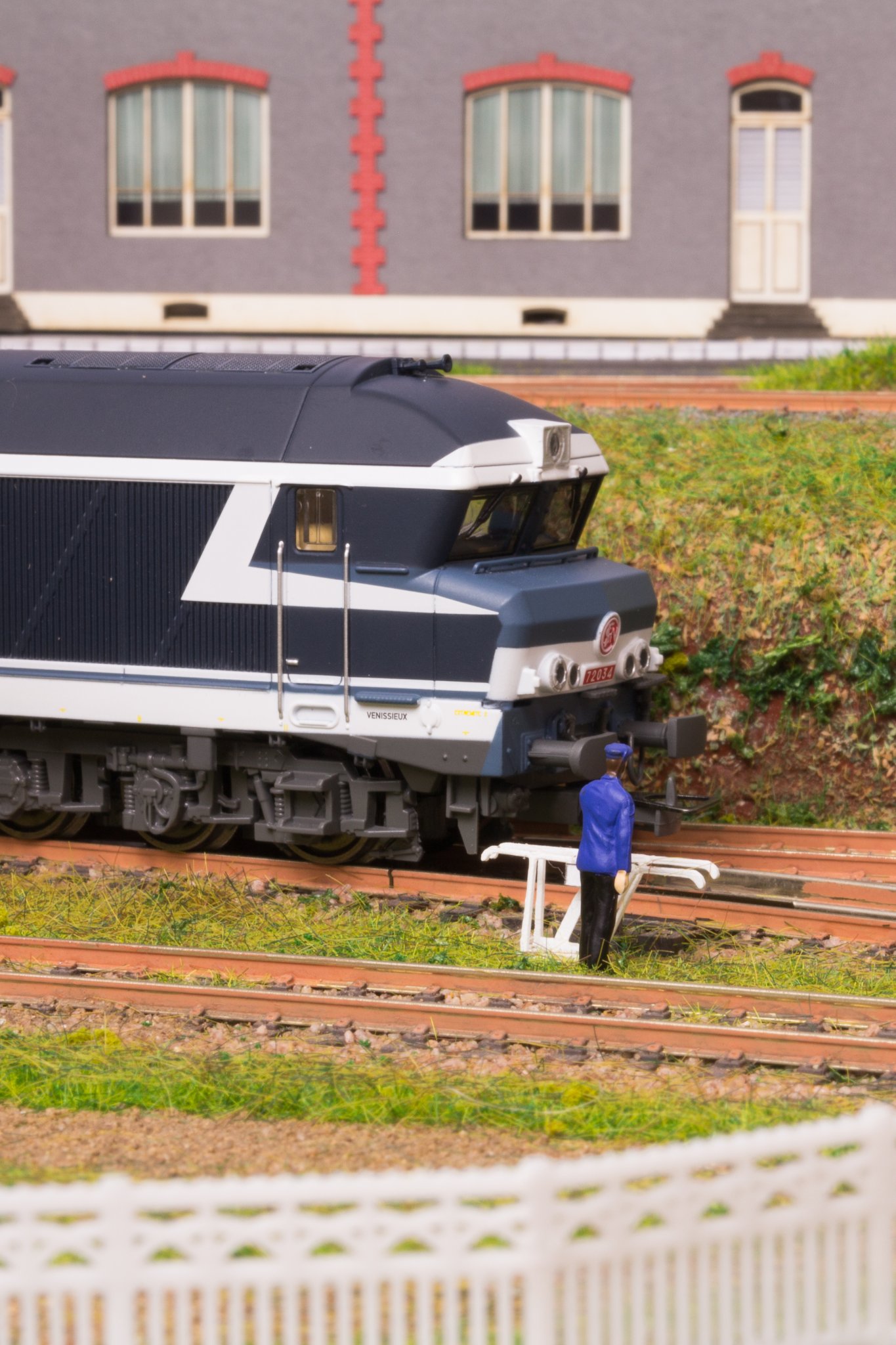 Cần gạt Leviers Saxby tỷ lệ HO