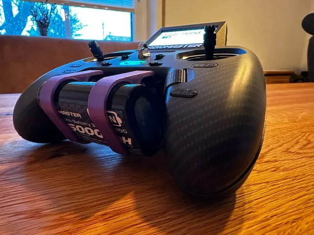 Giá đỡ mở rộng pin Radiomaster Zorro cho pin 5000mah