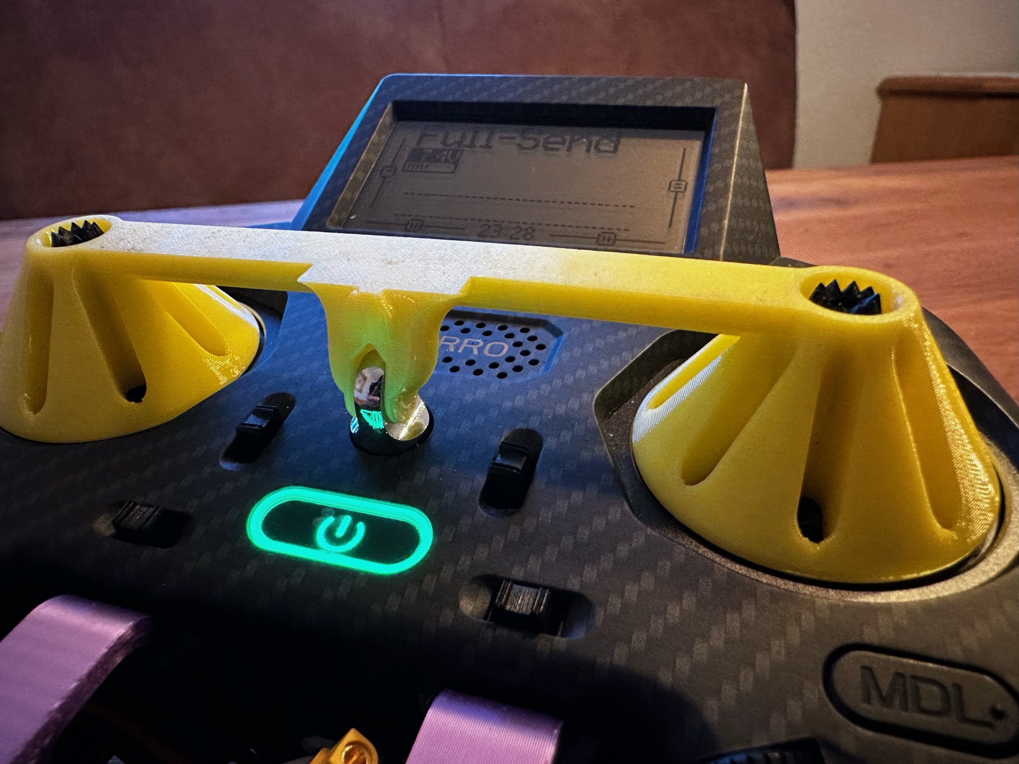 Bảo vệ gimbal Radiomaster Zorro được thiết kế cải tiến