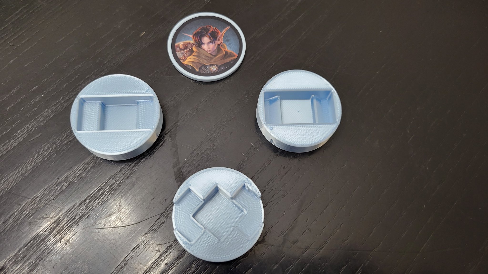 Giá đỡ token nâng cấp Gale cho trò chơi TMB