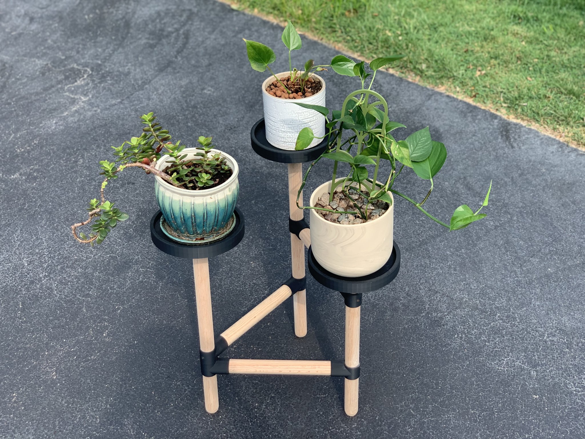 Giá đỡ cây đa tầng thiết kế phong cách Ikea