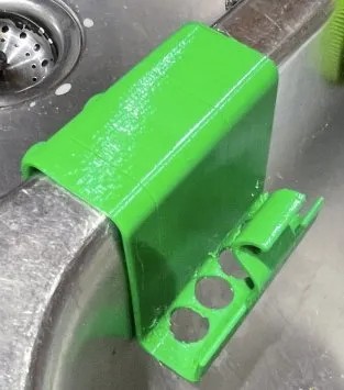 Giá đỡ bọt biển Scrub Daddy cho bồn rửa bát