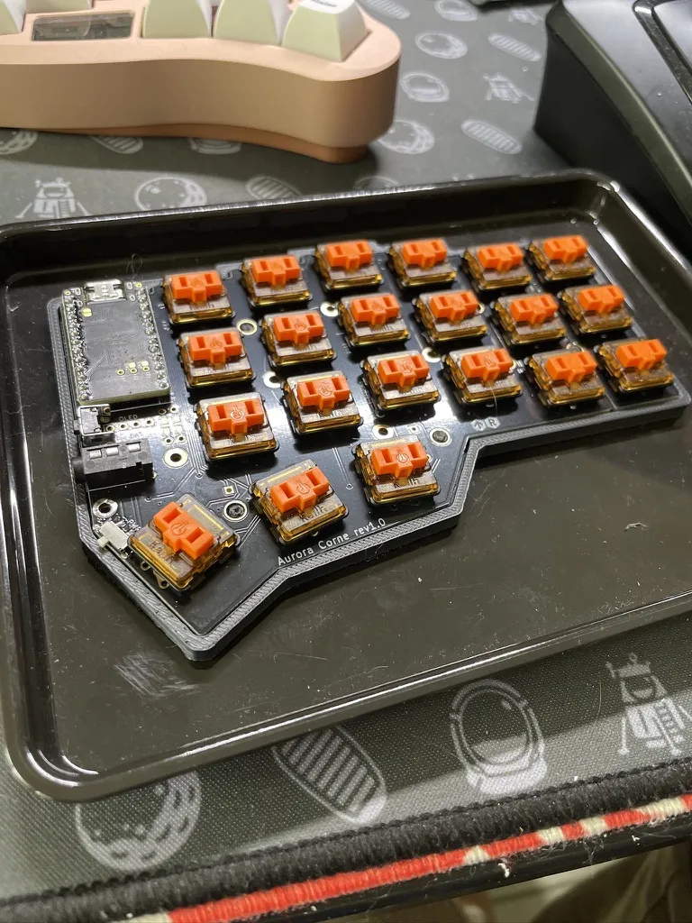 Vỏ bàn phím CRKBD siêu mỏng minimal