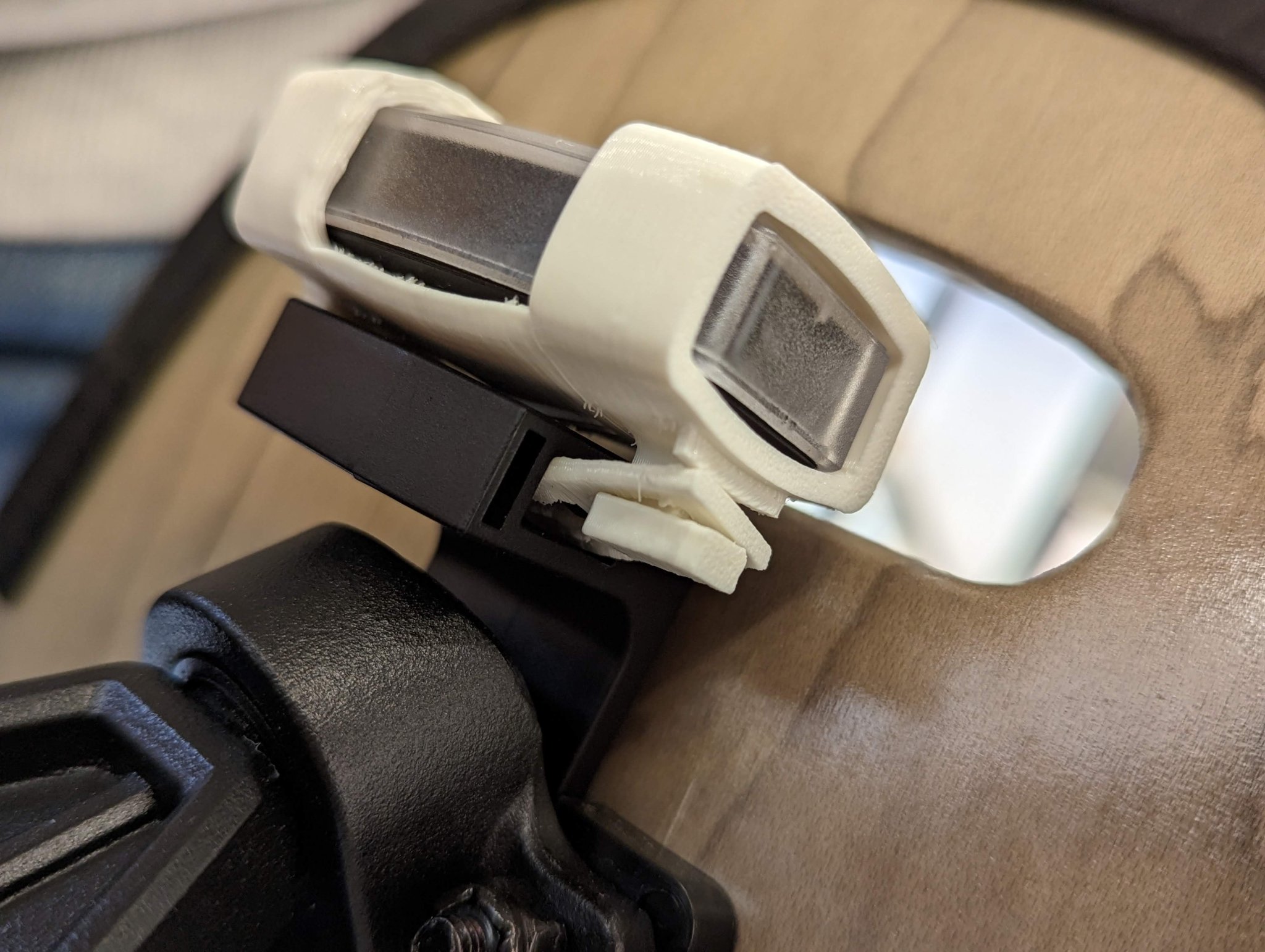 Giá đỡ đèn LED TPU cho ván trượt Elwing