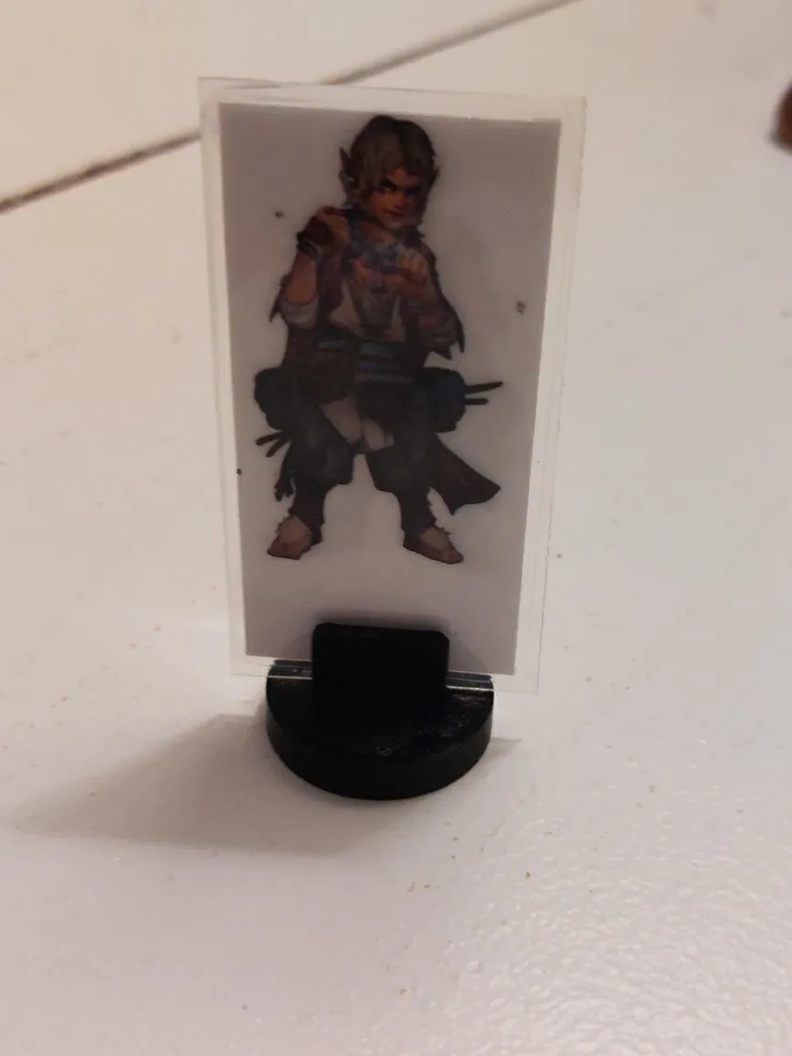 Giá đỡ thẻ nhân vật D&D cho game thủ