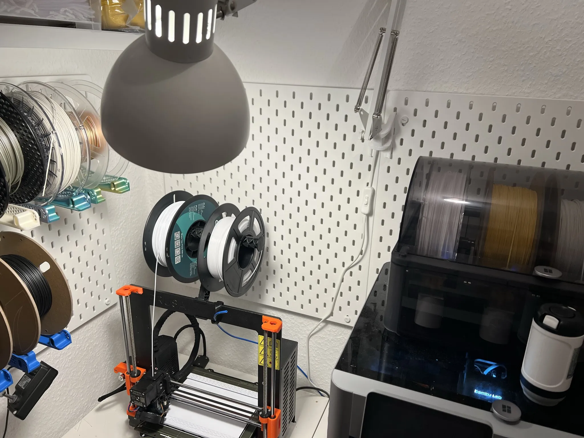 Giá đỡ đèn góc IKEA Skadis Tertial 20°, 25° và 30°