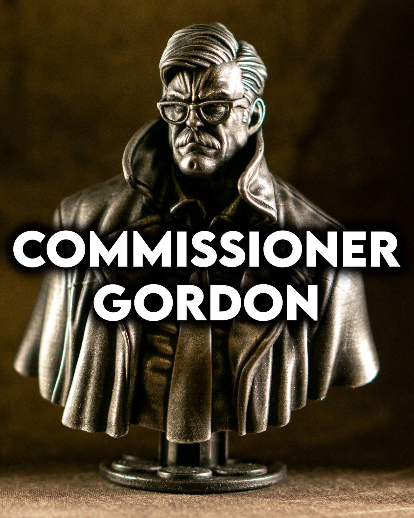 Tượng bán thân Ủy viên James Gordon