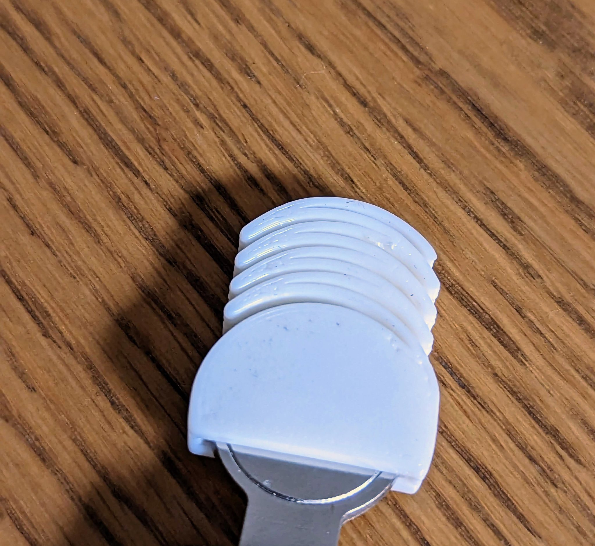 Nắp phím với lò xo giảm va chạm cho cửa sổ