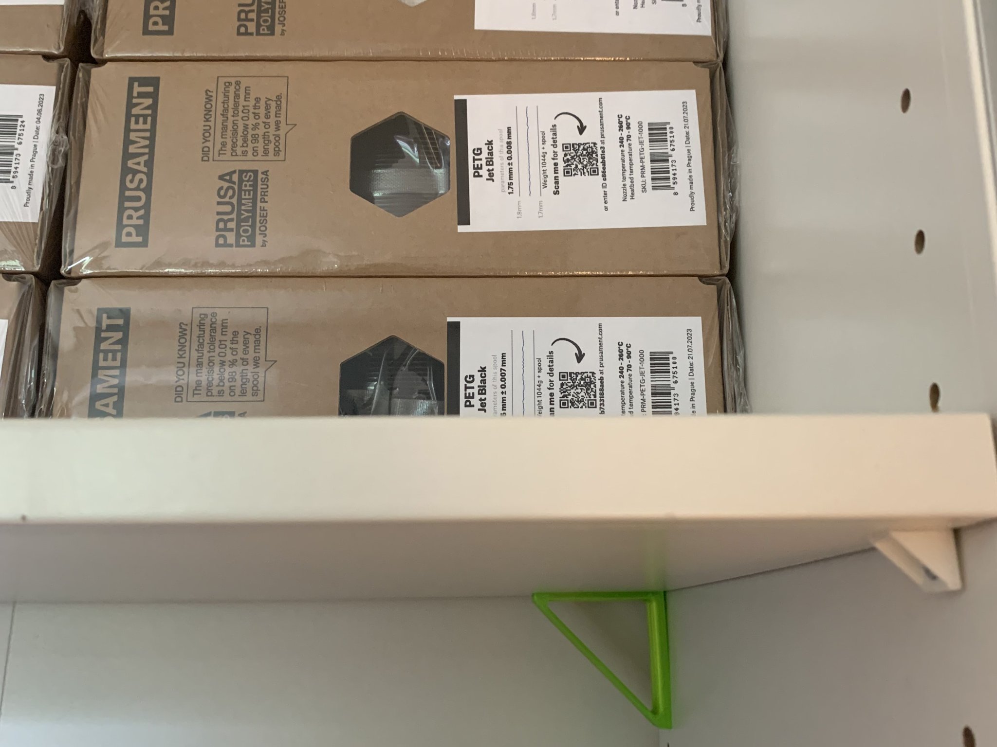 Giá đỡ kệ Ikea PAX gia cố chắc chắn