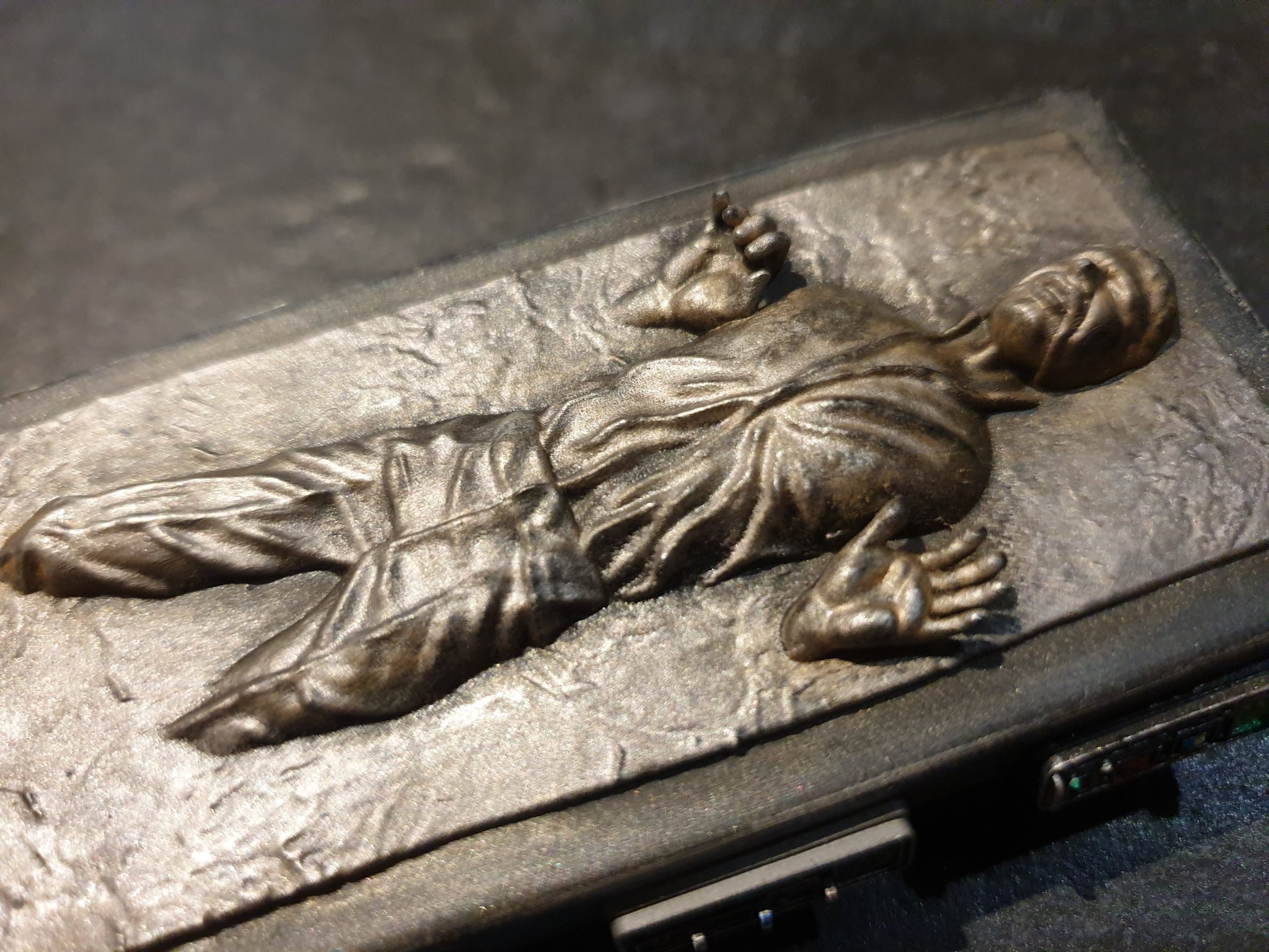 Han Solo trong Carbonite từ Star Wars