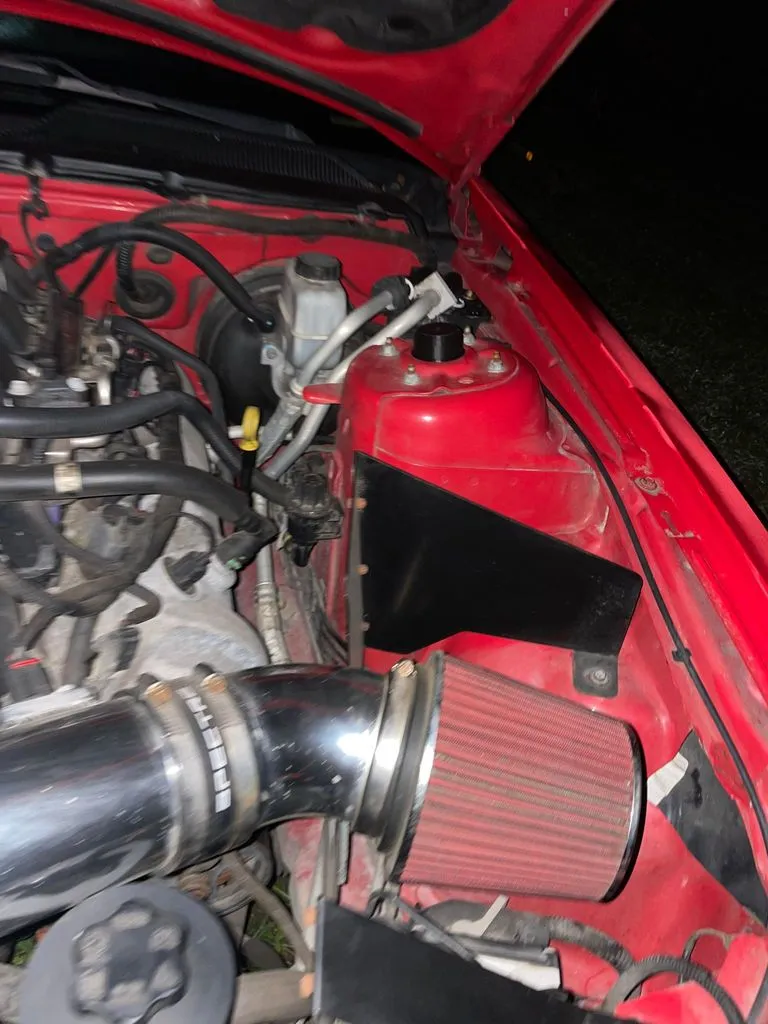 Nắp đậy trụ trước cho xe Mustang 2005 - 2009