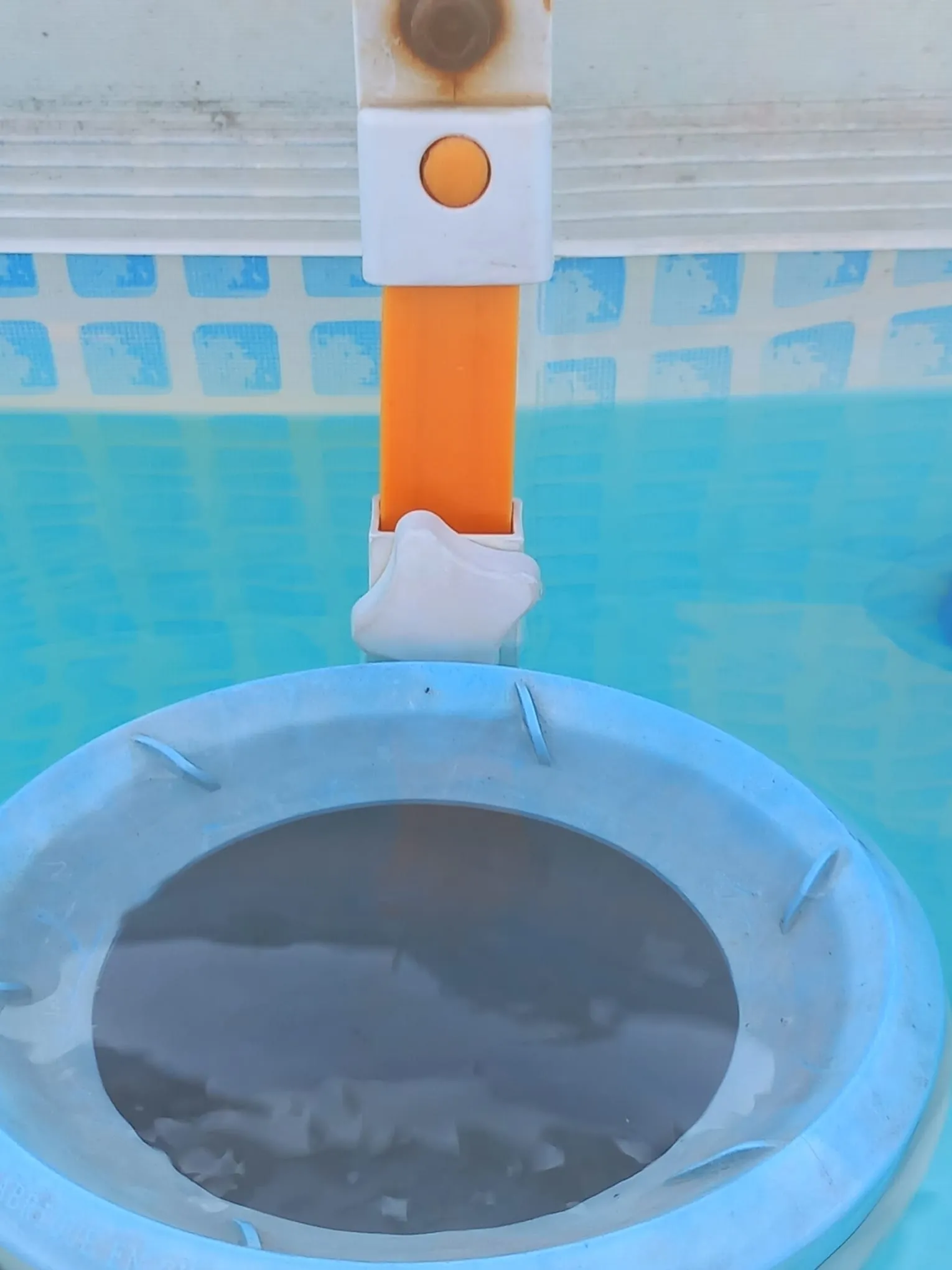 Giá treo skimmer INTEX 10522 cho bể bơi