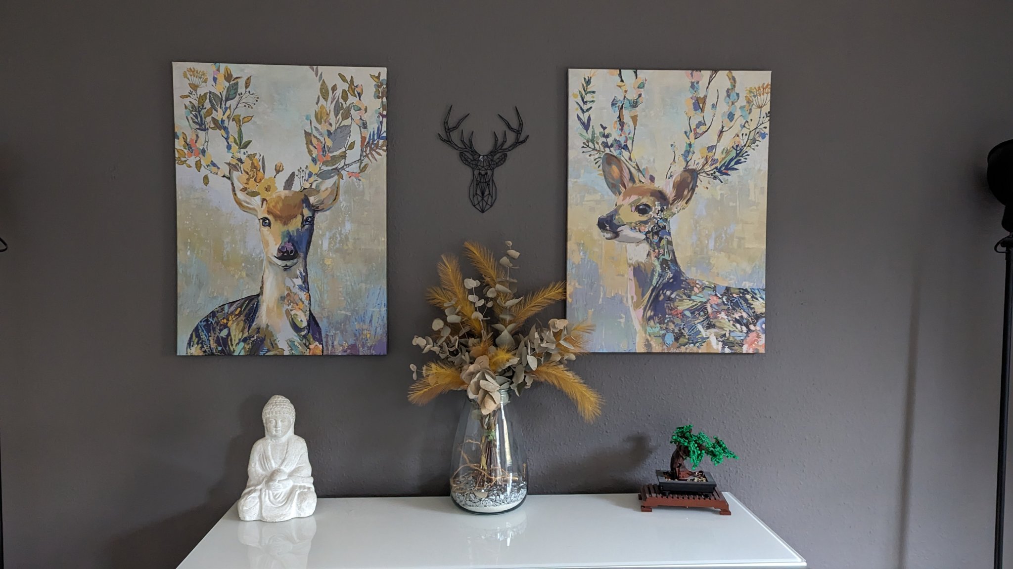 Hươu thấp đa giác trang trí tường