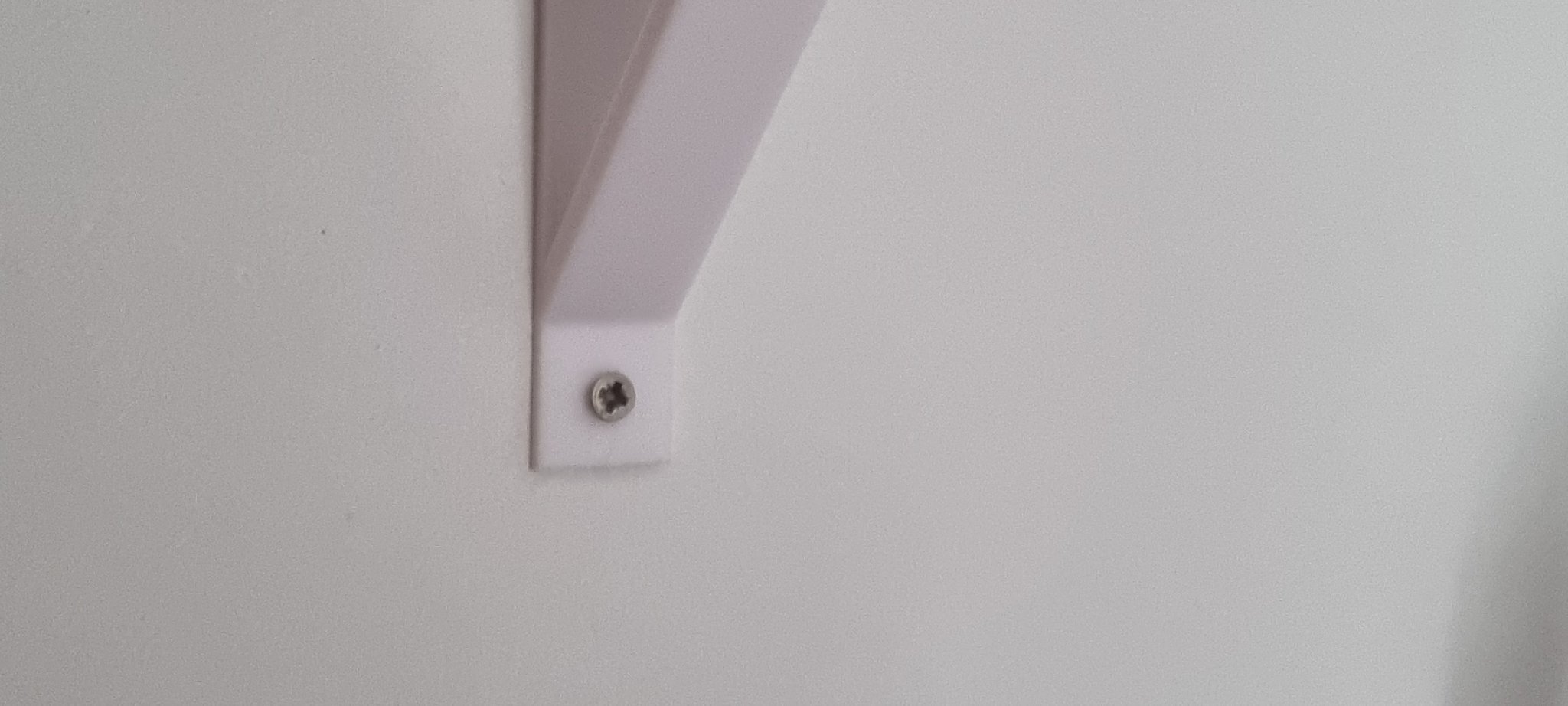 Góc ổn định gắn tường cho phòng in 3D