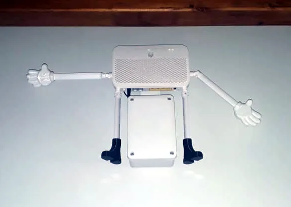 Găng tay và ủng HUAWEI ONT HG8245W5 với 4 ăng-ten