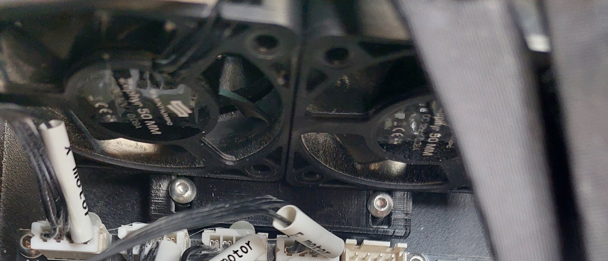 Giá đỡ quạt đôi cho hộp điều khiển CR 10 V1/V2/V3