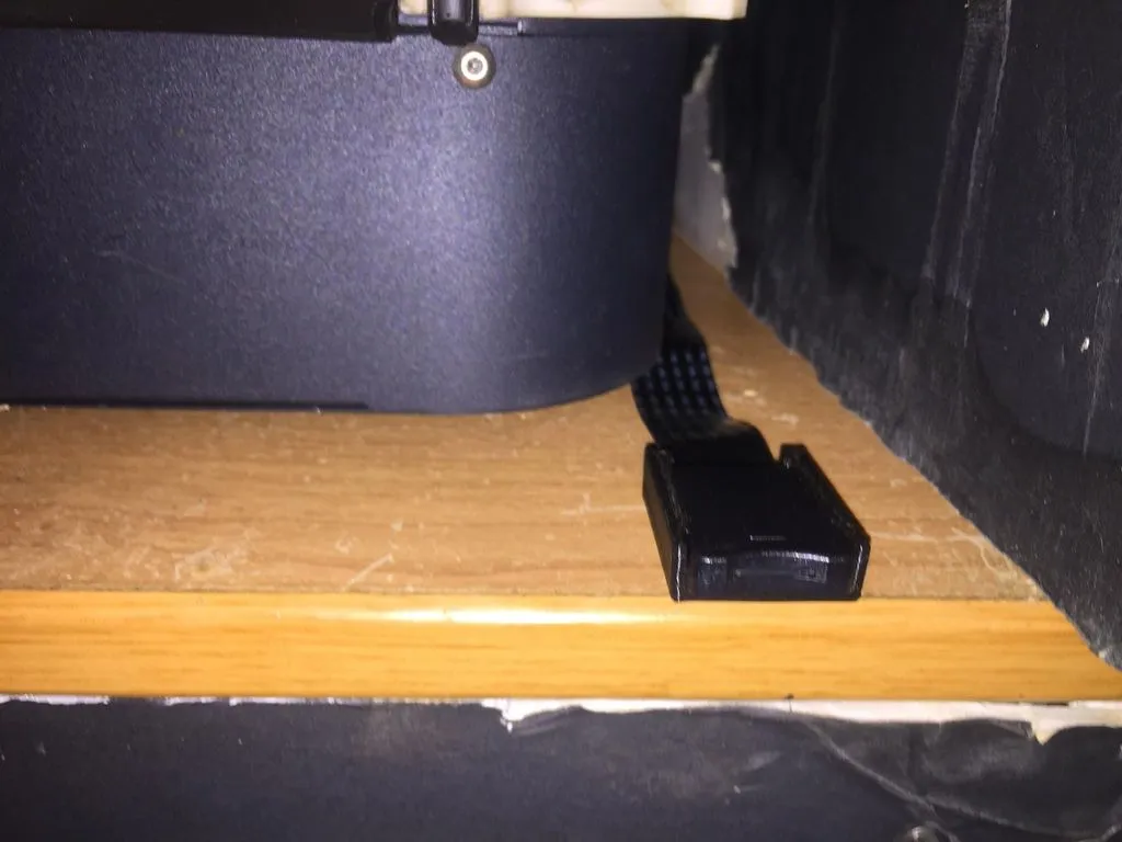 Cáp mở rộng thẻ SD cho máy in 3D trong tủ kín