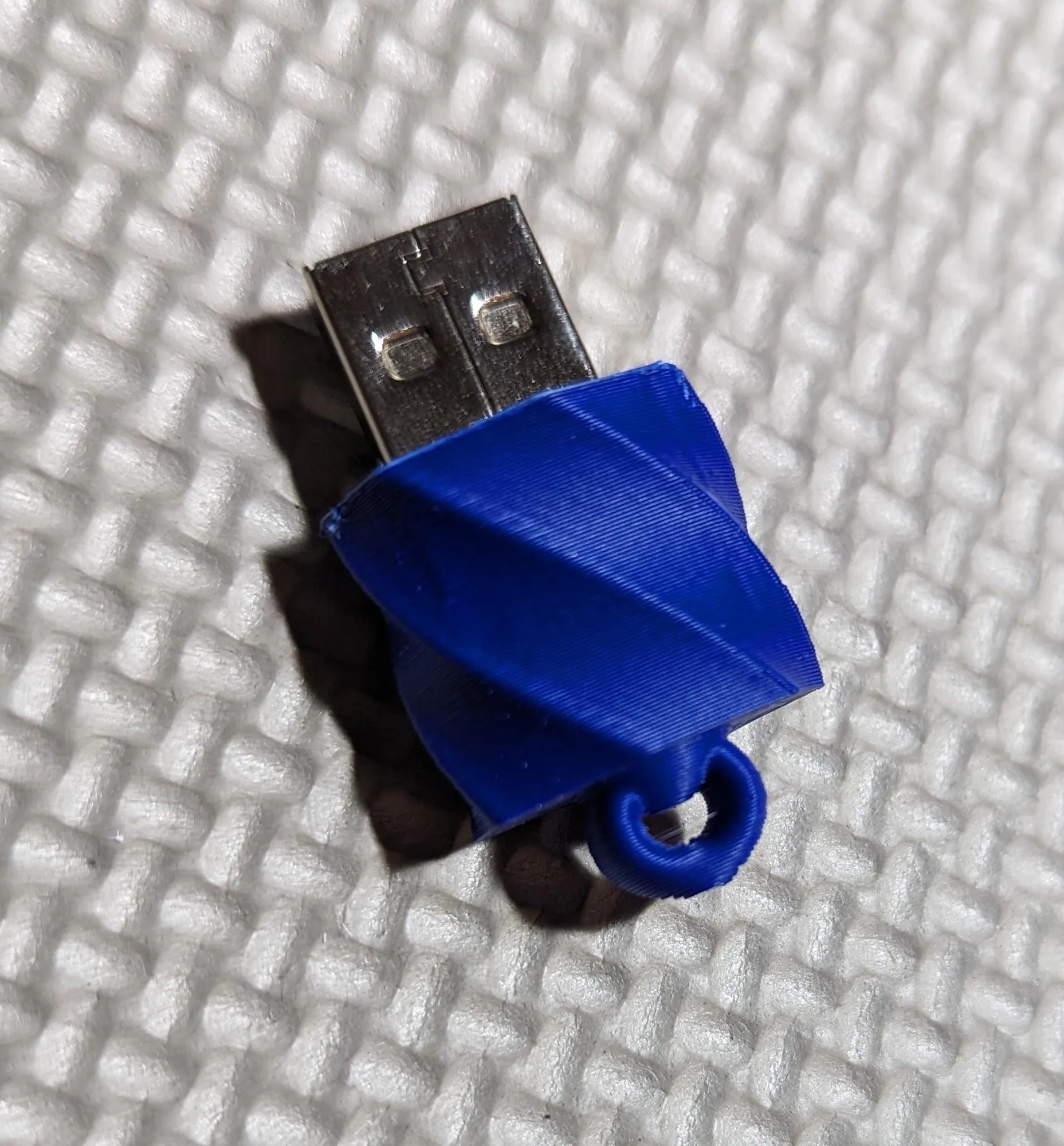 Vỏ bọc cho USB Flash Drive với thiết kế tiện lợi