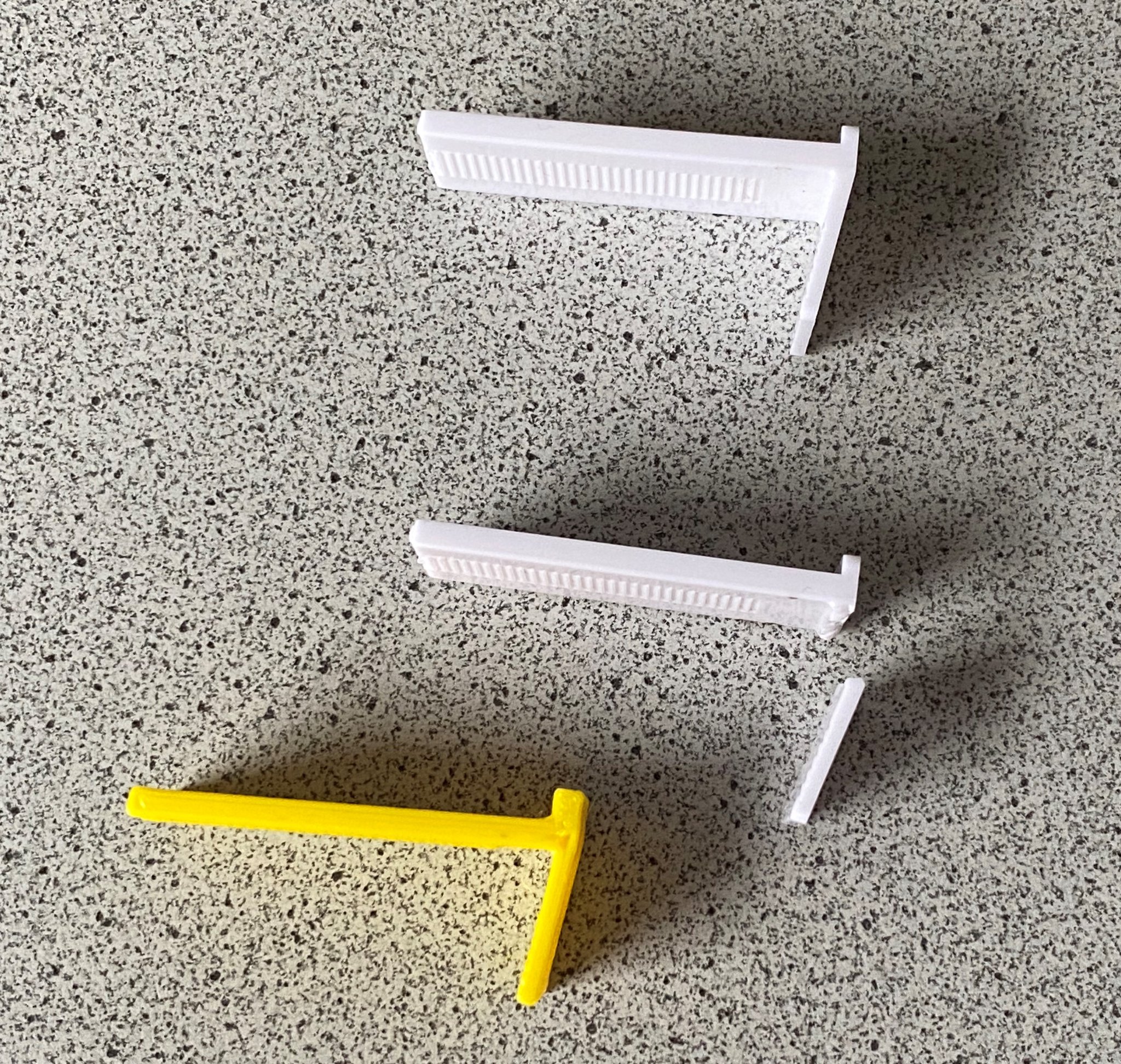 Giá đỡ cuộn rèm mới cho thiết bị gia đình