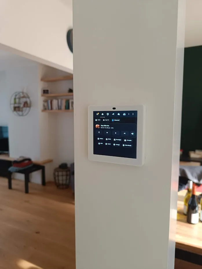 Nắp bảo vệ cho Sonoff NSPanel Pro