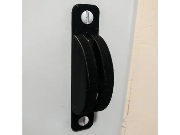 Nắp che công tắc đèn an toàn với khe mở phía trước