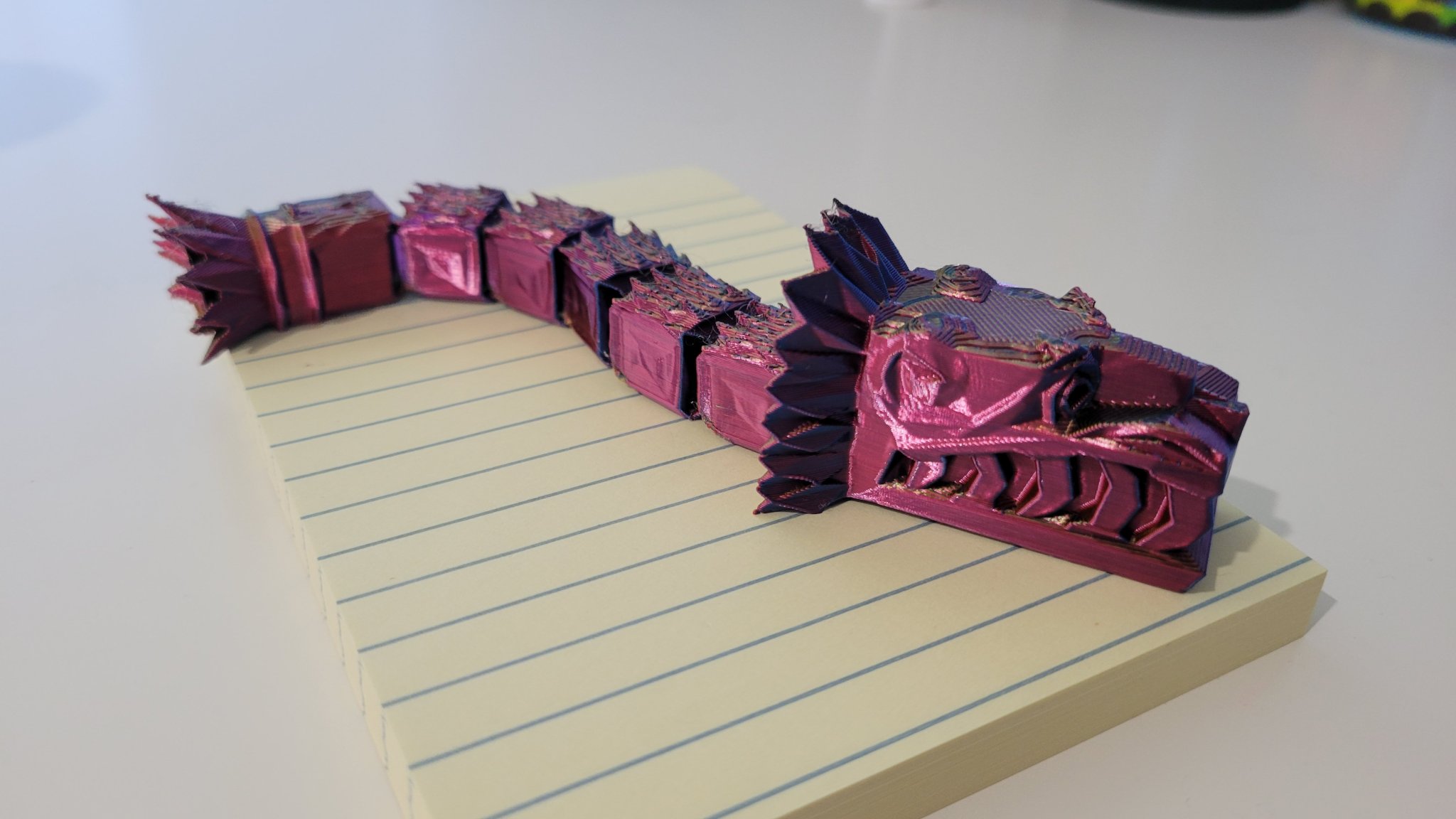 Quetzalcoatl phong cách low poly với chi tiết linh hoạt