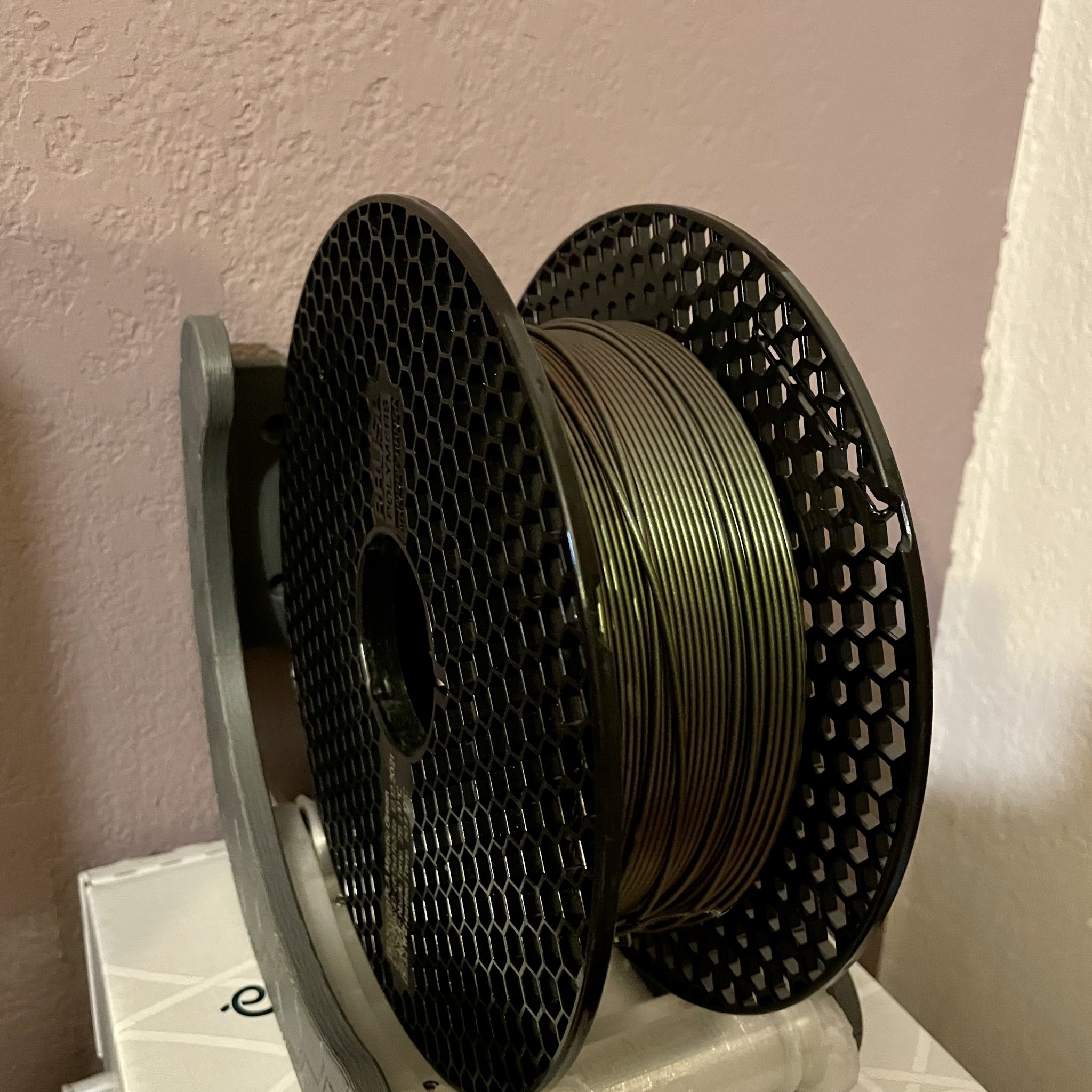 Giá đỡ cuộn filament Ultimate gắn tường