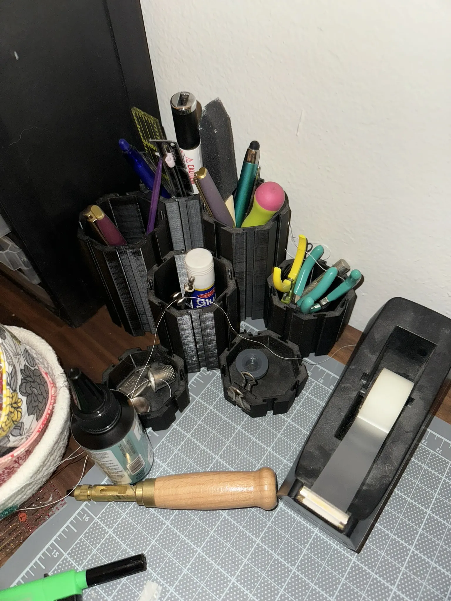 Giá đỡ bàn làm việc hình lục giác có thể mở rộng