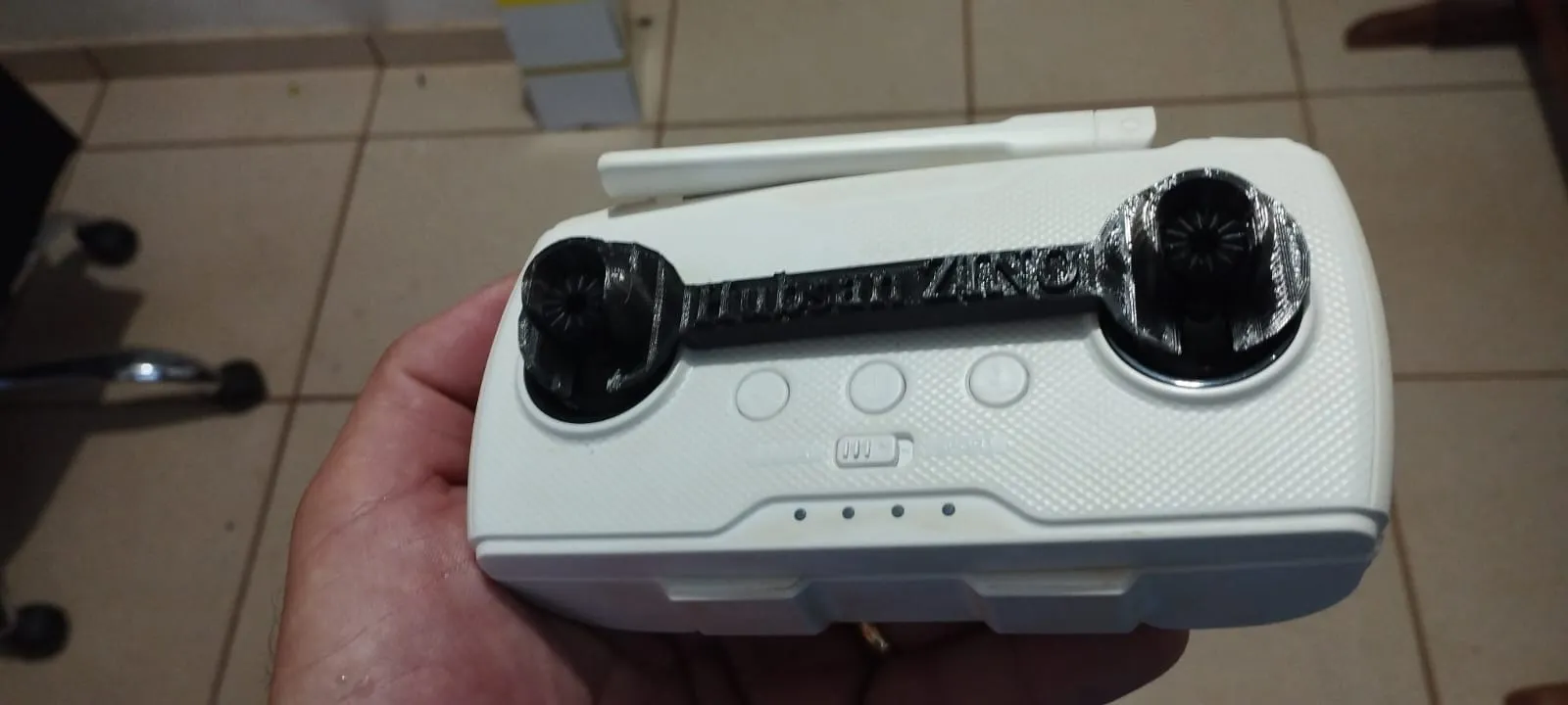 Bảo vệ cần điều khiển cho bộ điều khiển Hubsan Zino HT016B