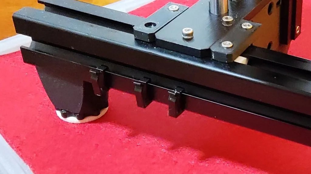 Clip giữ cáp cho profil 30x30