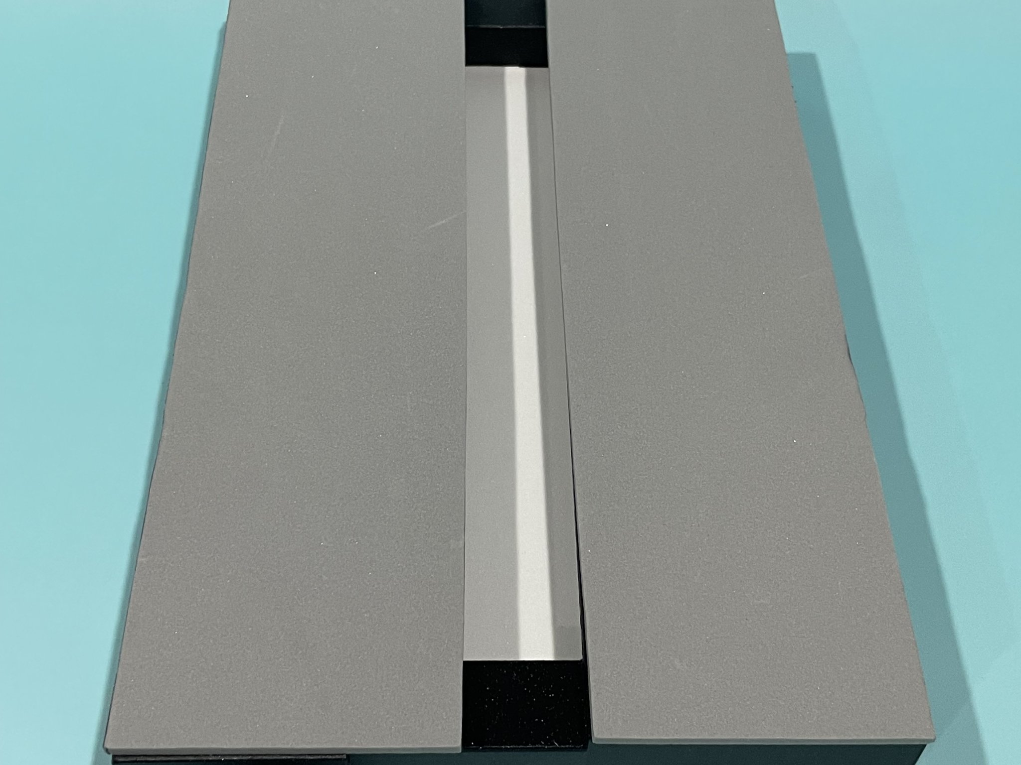 Bảng phẳng điều chỉnh để gắn côn trùng có cánh