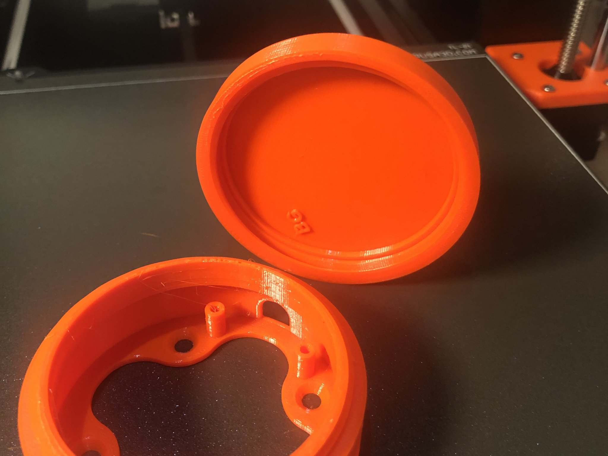 Vỏ bọc cáp trần / tường loại B có nắp tháo rời