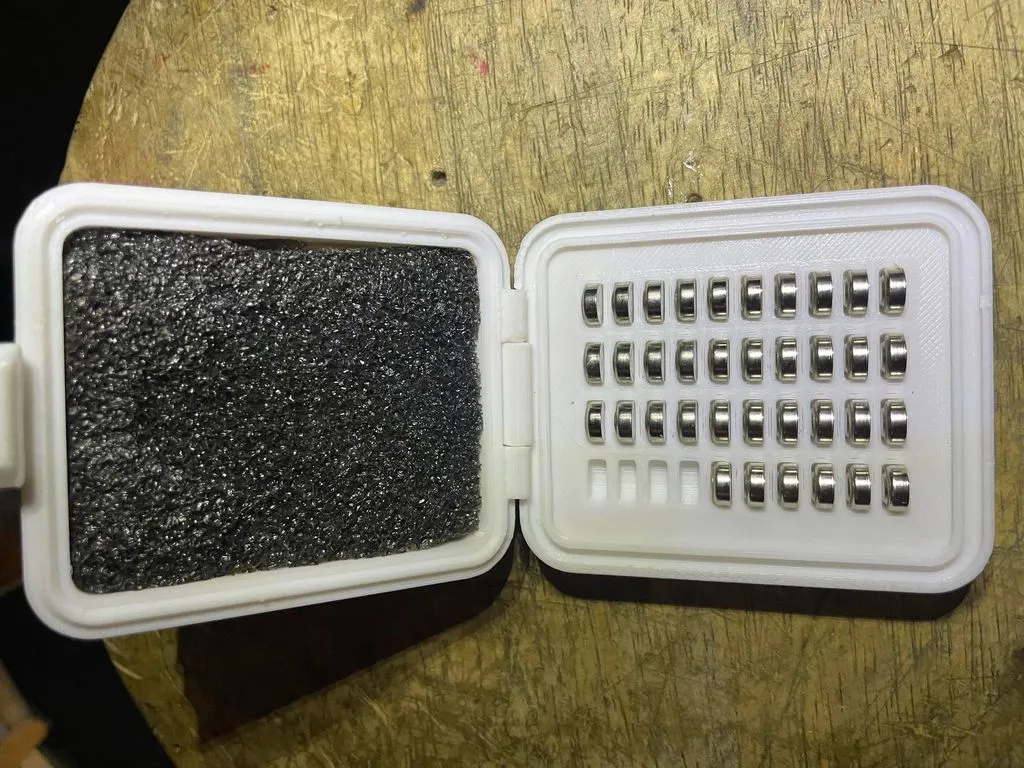 Hộp giữ pin LR41 chắc chắn cho 40 viên