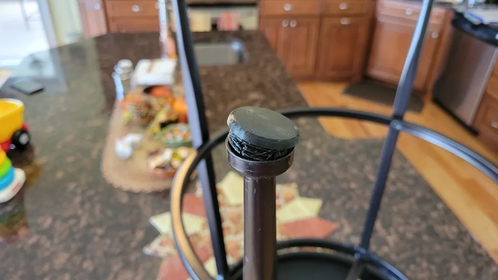 Bộ chân thay thế cho ghế cao trong bếp