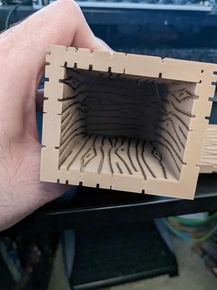 Hộp lưu trữ với họa tiết vân gỗ