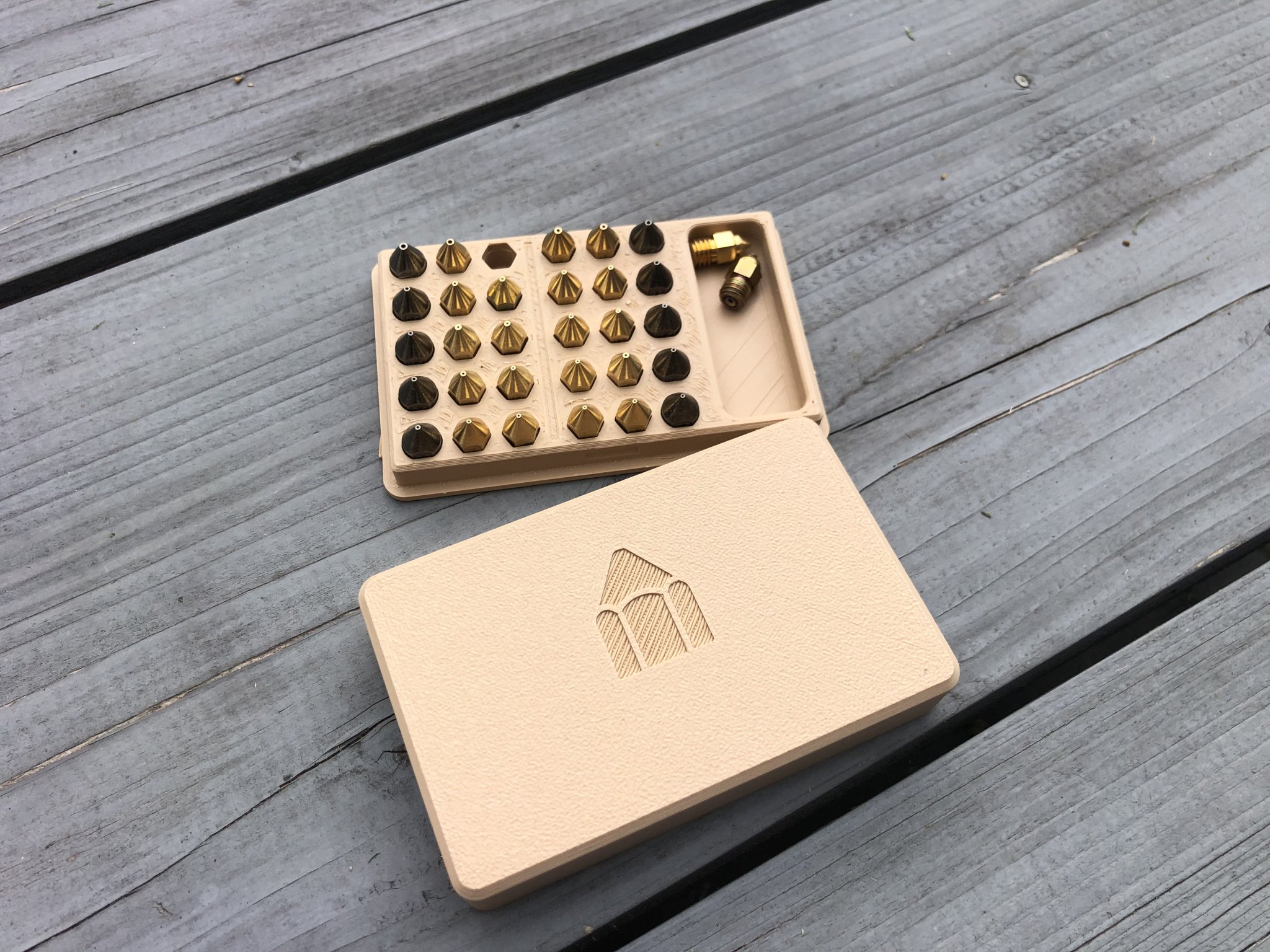 Khay chứa vòi phun MK8 nhỏ gọn cho 30 vòi phun