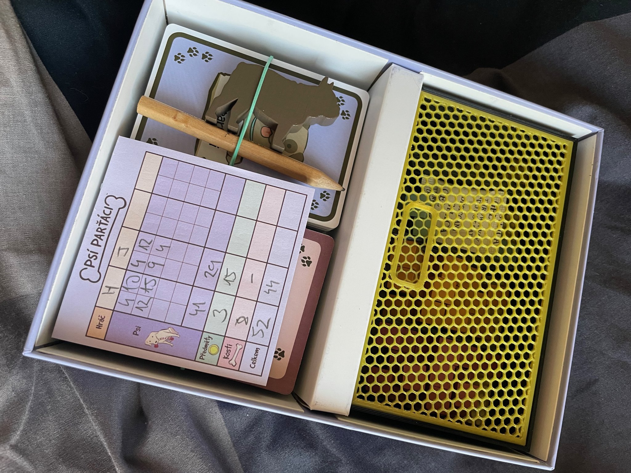 Tổ chức thức ăn cho chó trong trò chơi Dog Lover