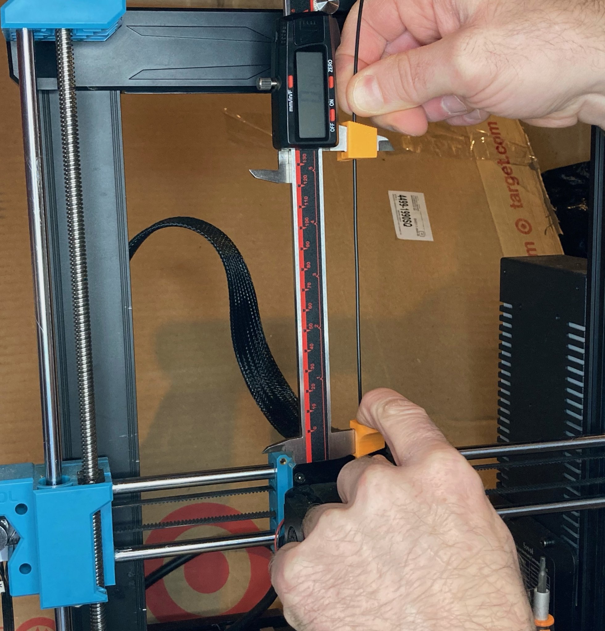 Công cụ hiệu chuẩn E-Steps cho máy in 3D truyền động trực tiếp