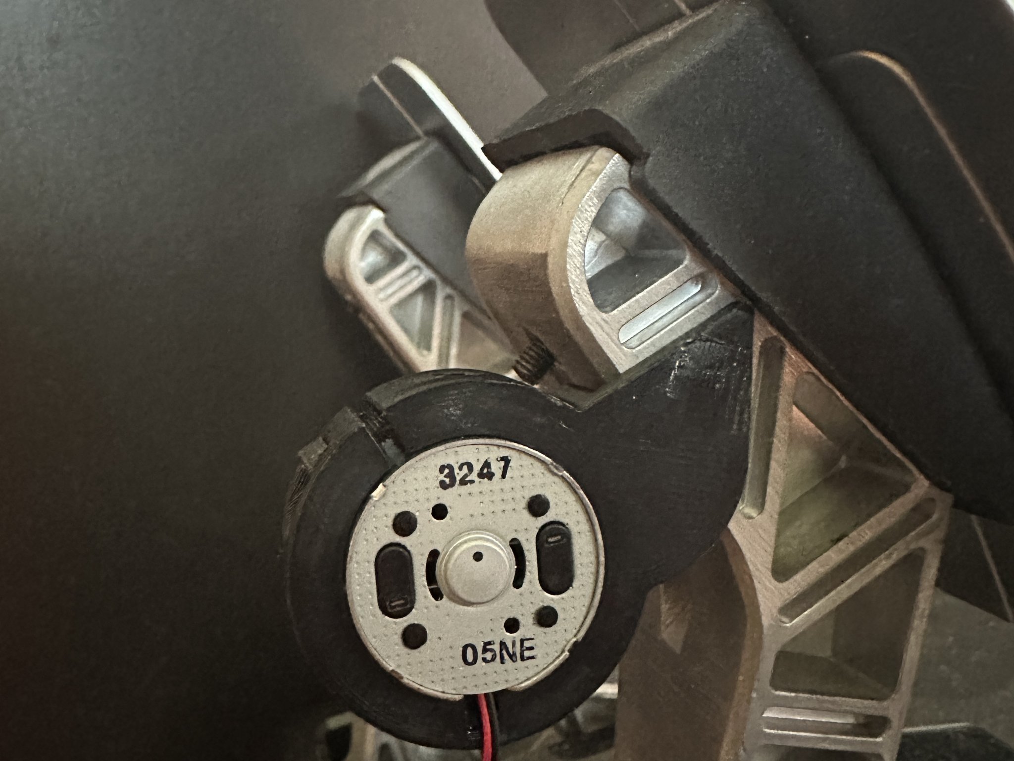 Giá đỡ bàn đạp rung Simracing ShakeIt cho Thrustmaster T-LCM