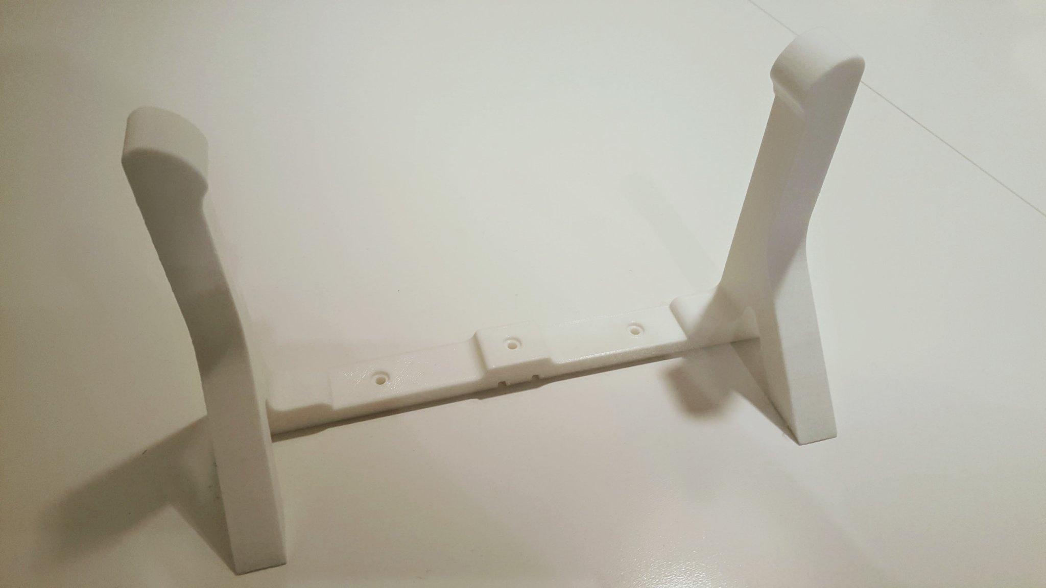 Giá đỡ treo tường cho kính thực tế ảo HTC Vive