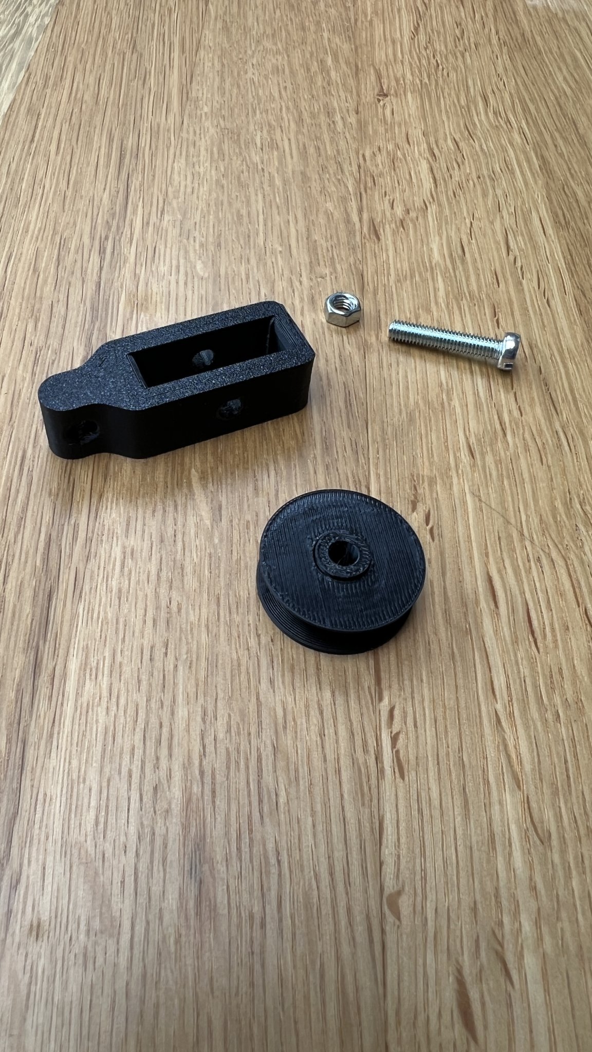 Bánh xe cải tiến cho hệ thống ròng rọc