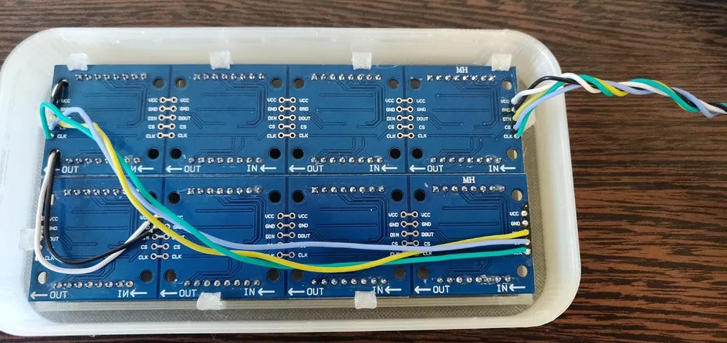 Vỏ cho hai mô-đun ma trận LED MAX7219 và Wemos D1 Mini