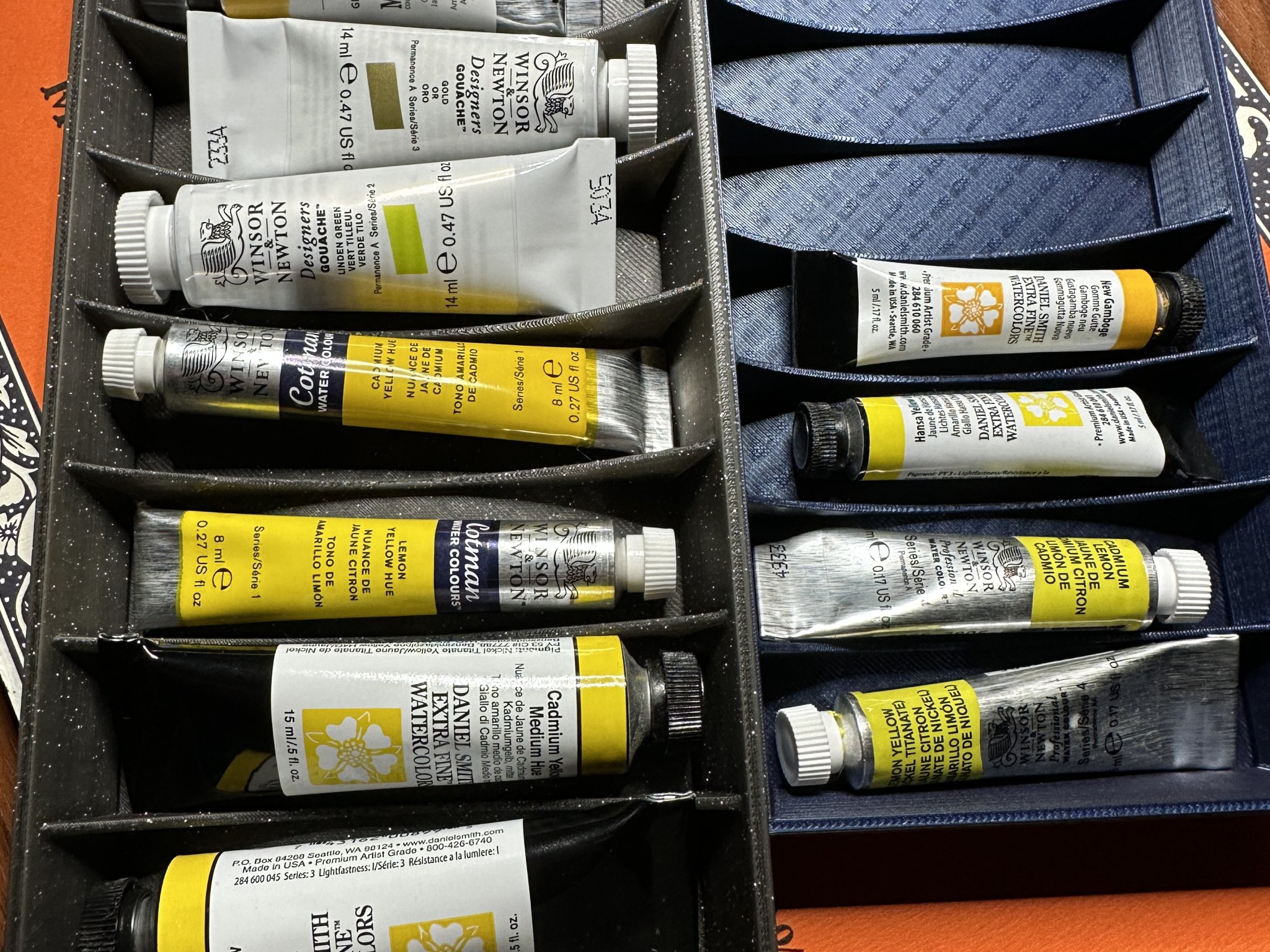 Khay đựng ống màu nước - 10 ngăn