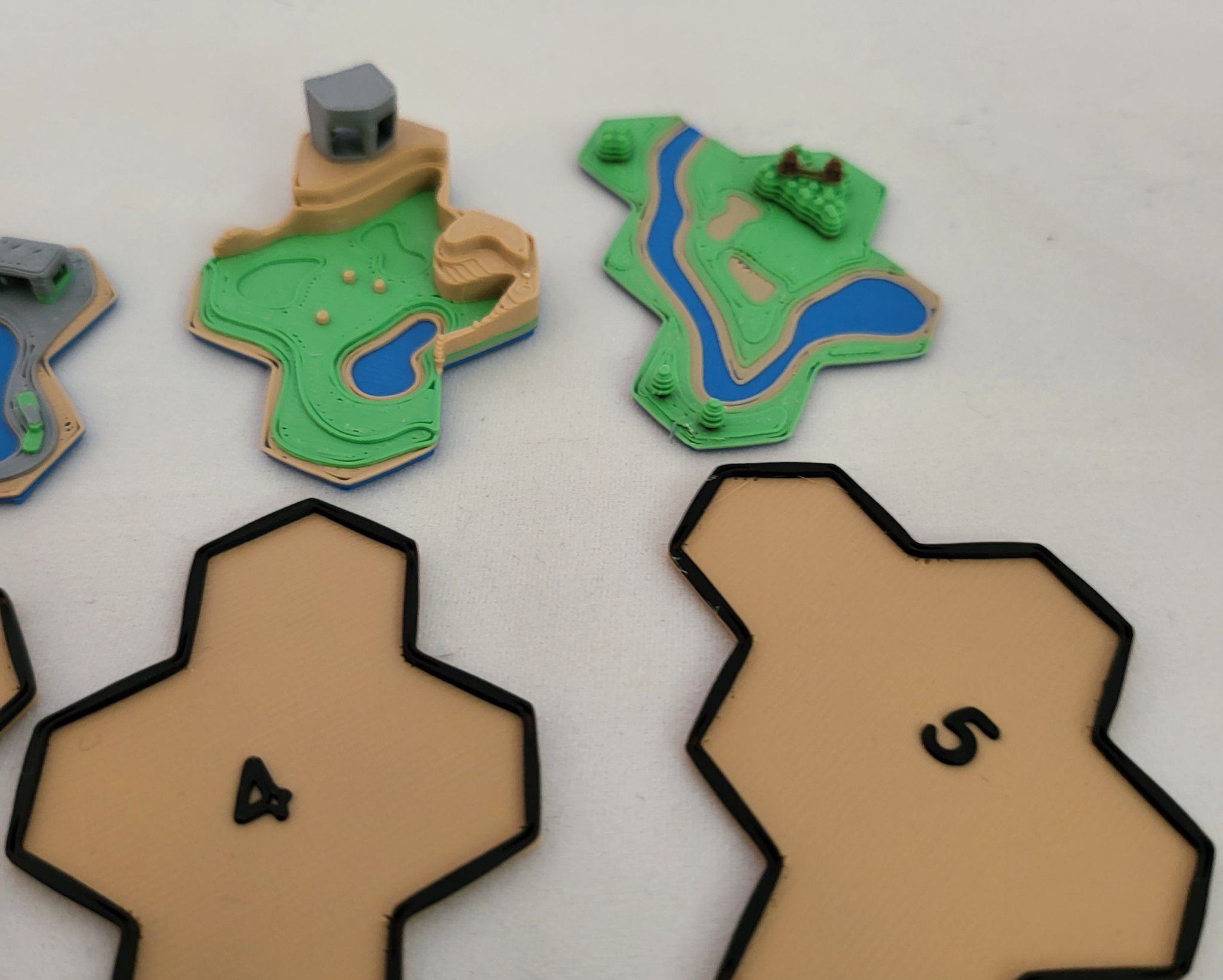 Gạch địa hình 3D Ark Nova thay thế bìa cứng