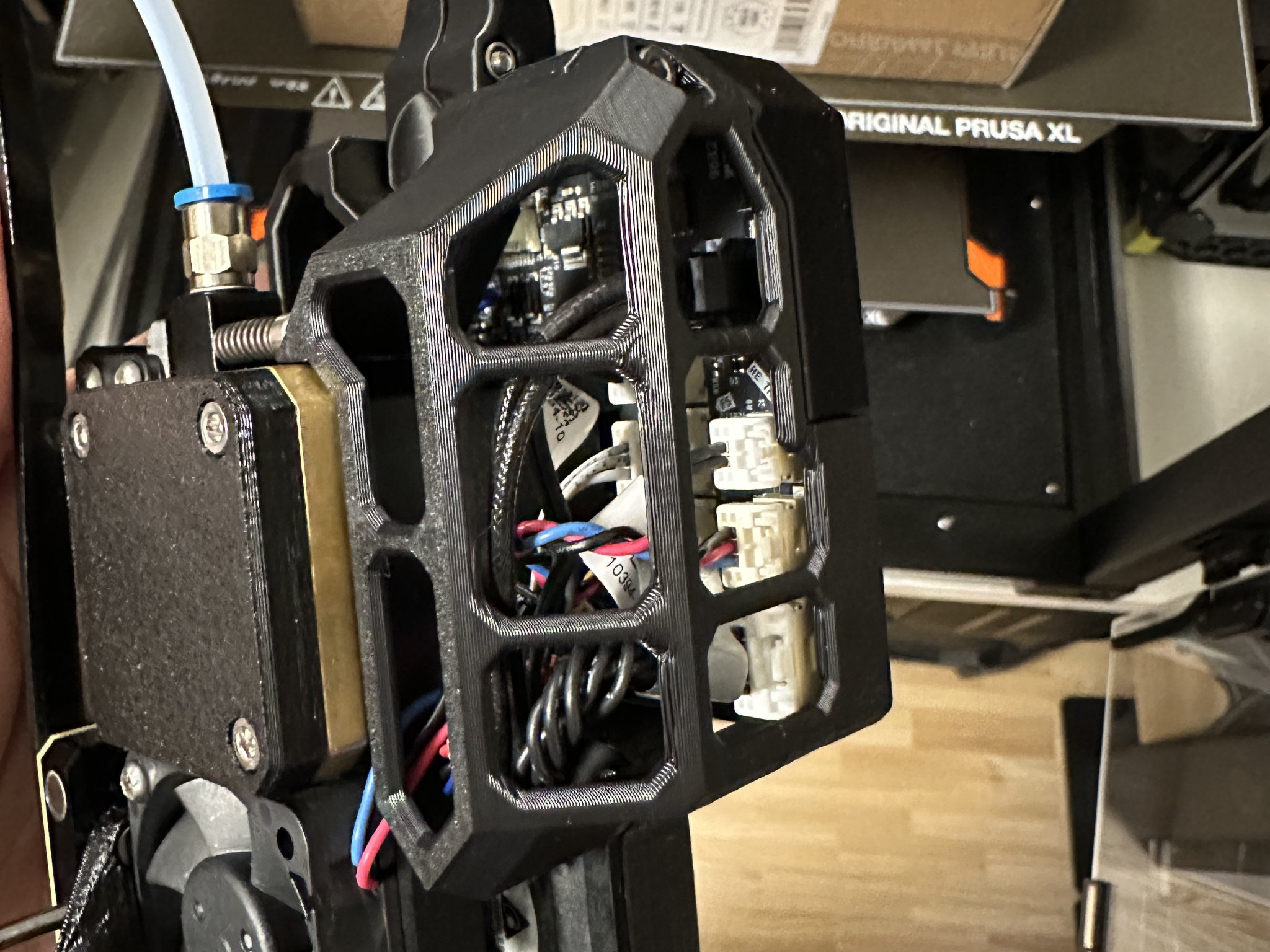 Cửa cho bảng Dwarf Prusa XL được cải tiến nhẹ nhàng