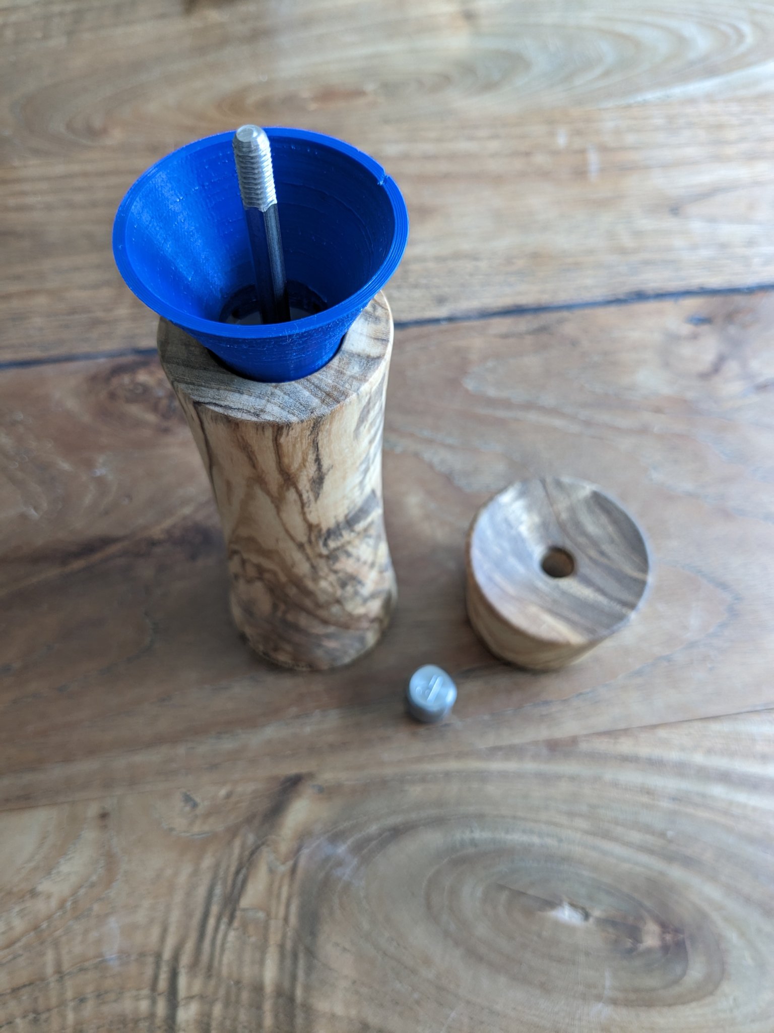 Bình đựng muối và tiêu "Augsburg" của Zassenhaus