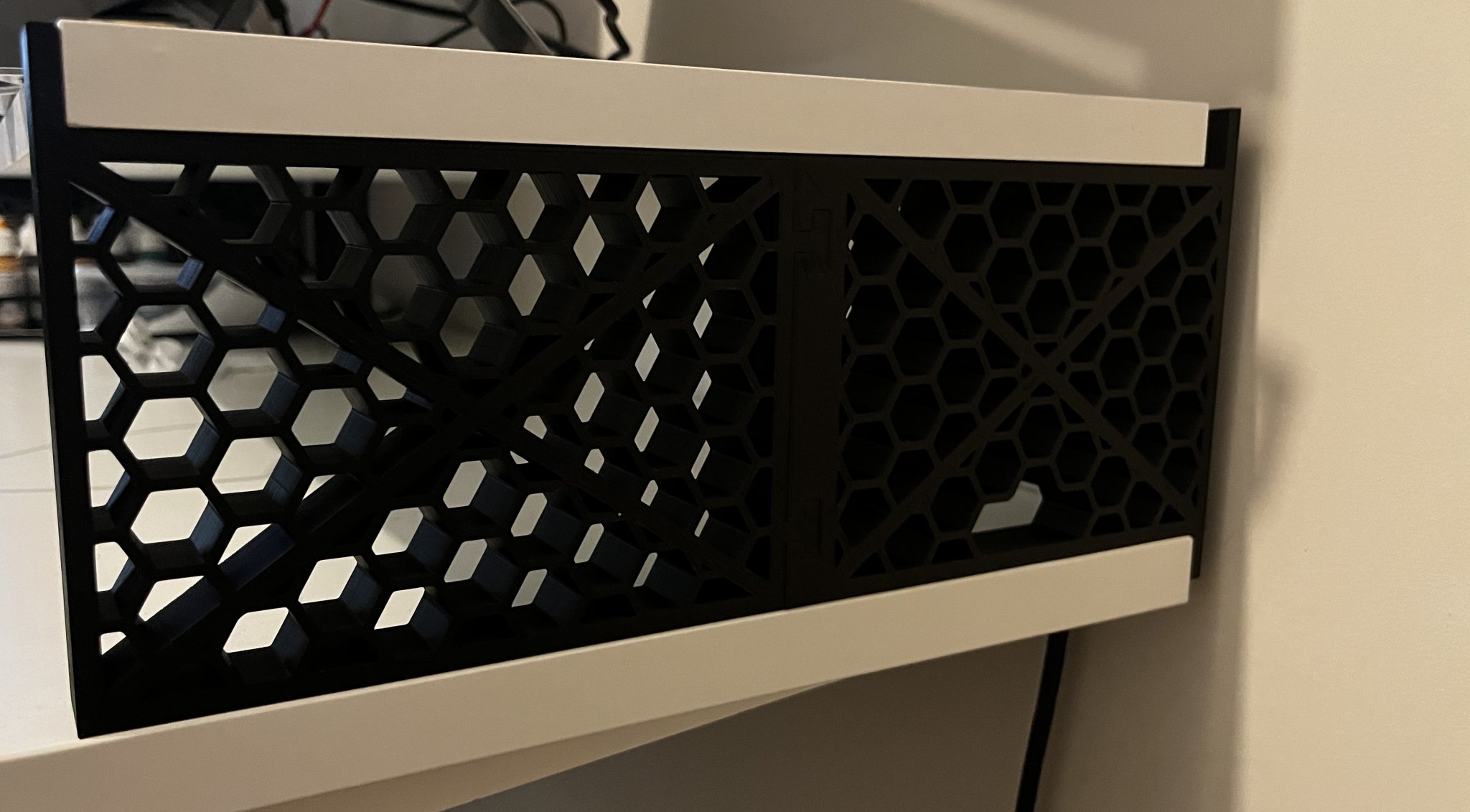 Giá đỡ màn hình thiết kế tách rời cho bàn làm việc