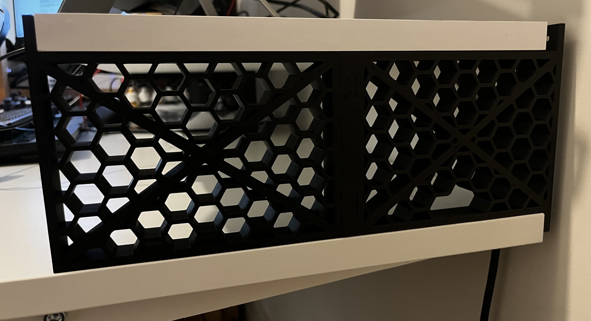 Giá đỡ màn hình thiết kế tách rời cho bàn làm việc