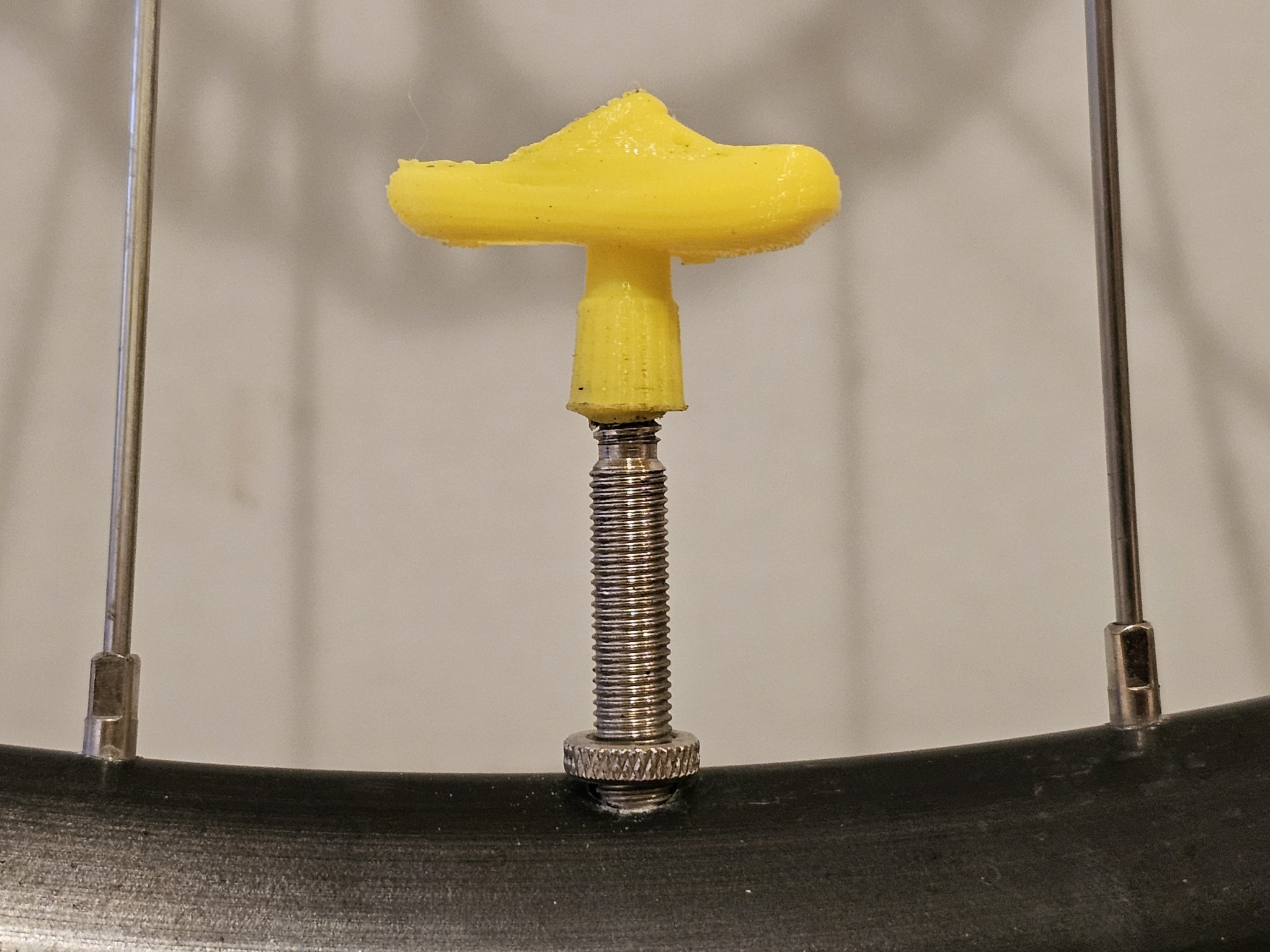 Nắp van Croc cho xe hơi và xe đạp